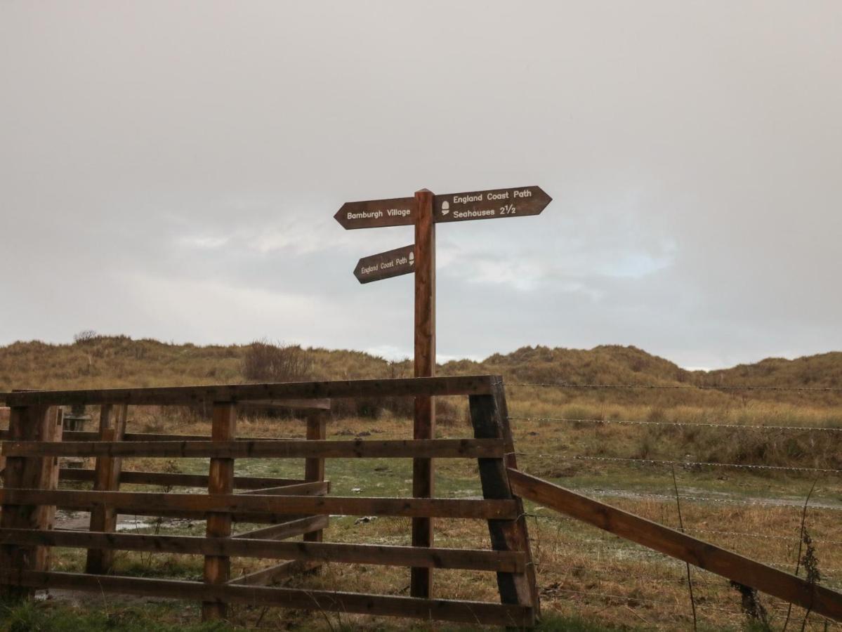 Bamburgh Dunes Bagian luar foto